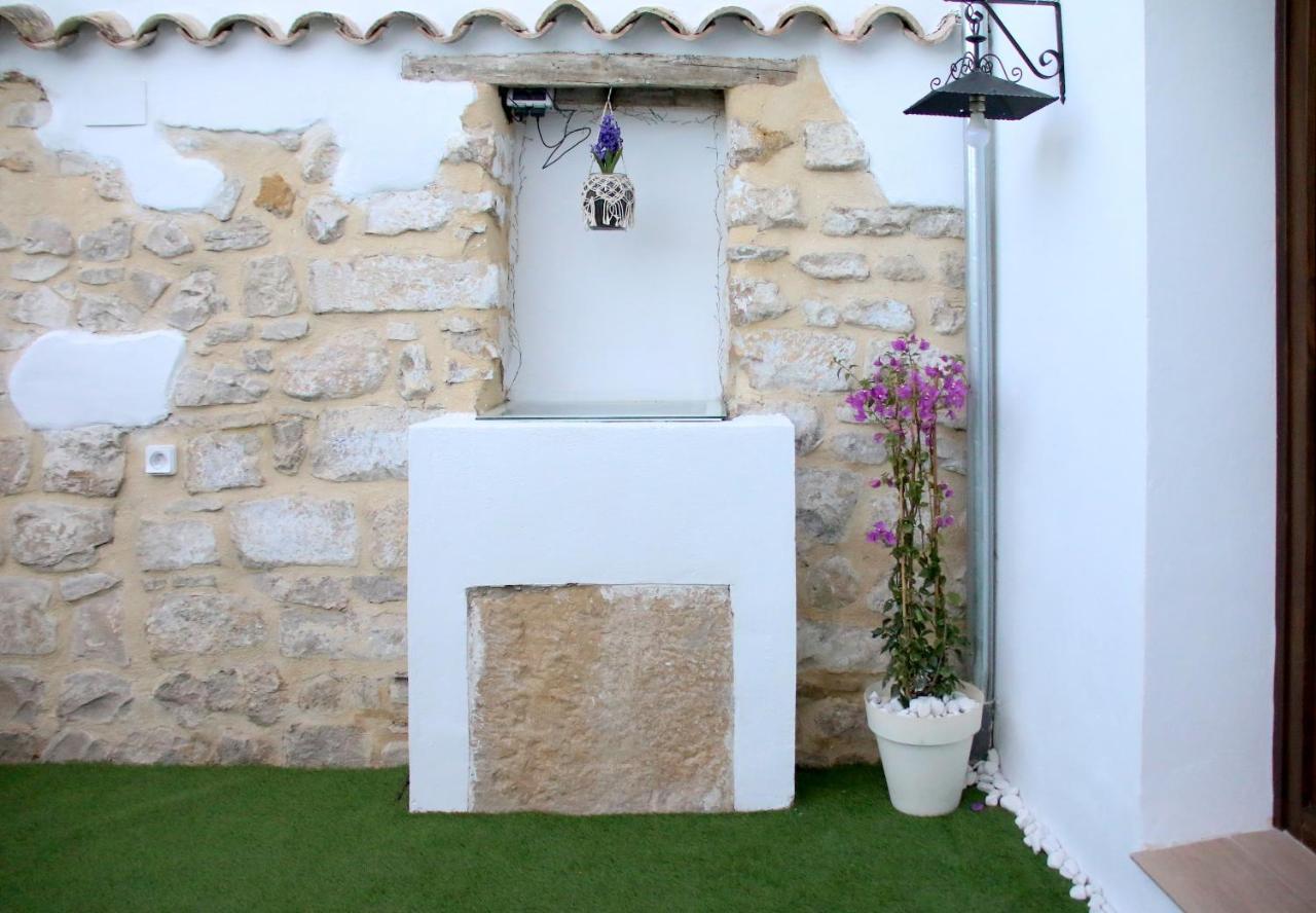 Apartamentos Turisticos La Estacion Úbeda Eksteriør bilde